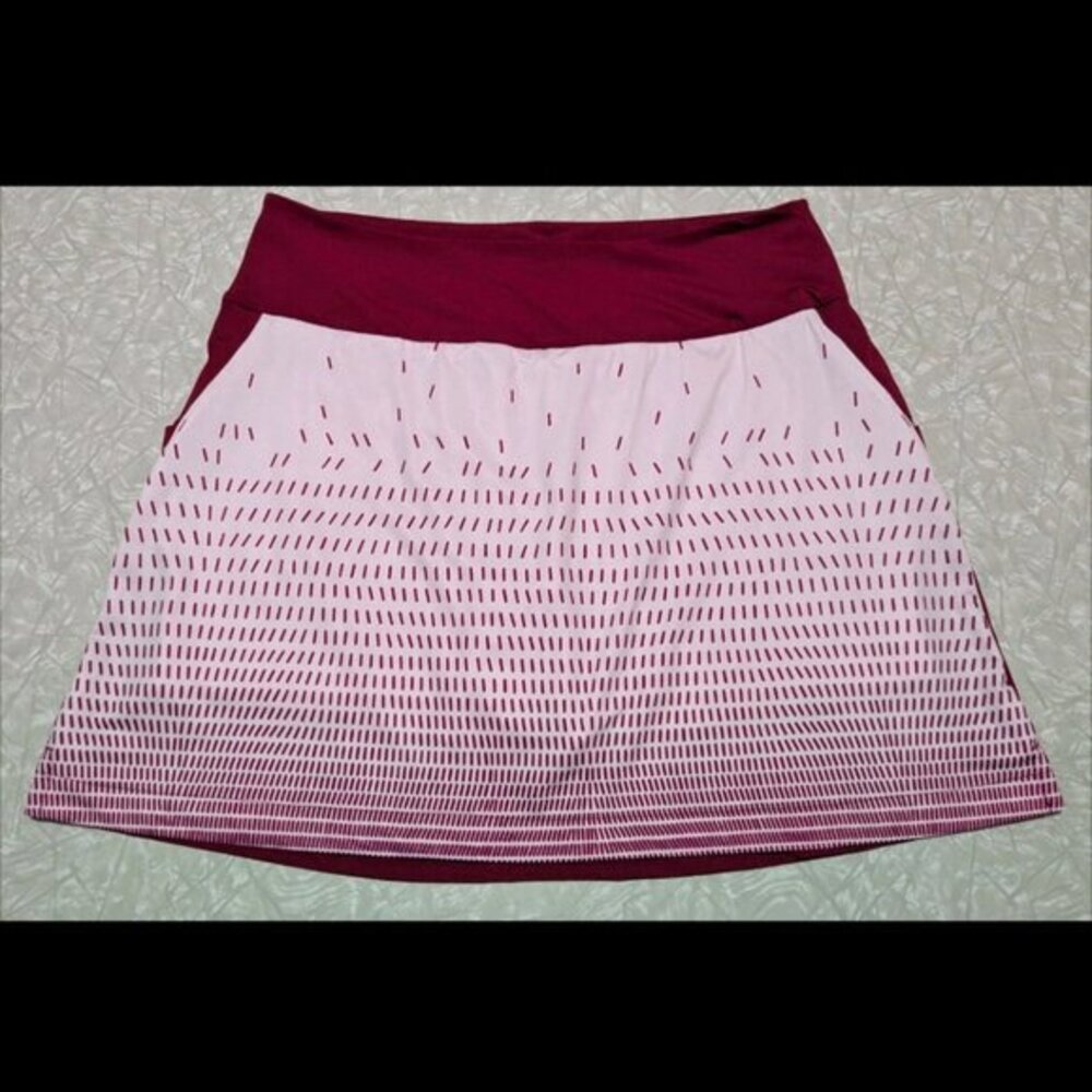 Adidas Women's Medium Gradient Skort Tennis Golf Preppy Sporty